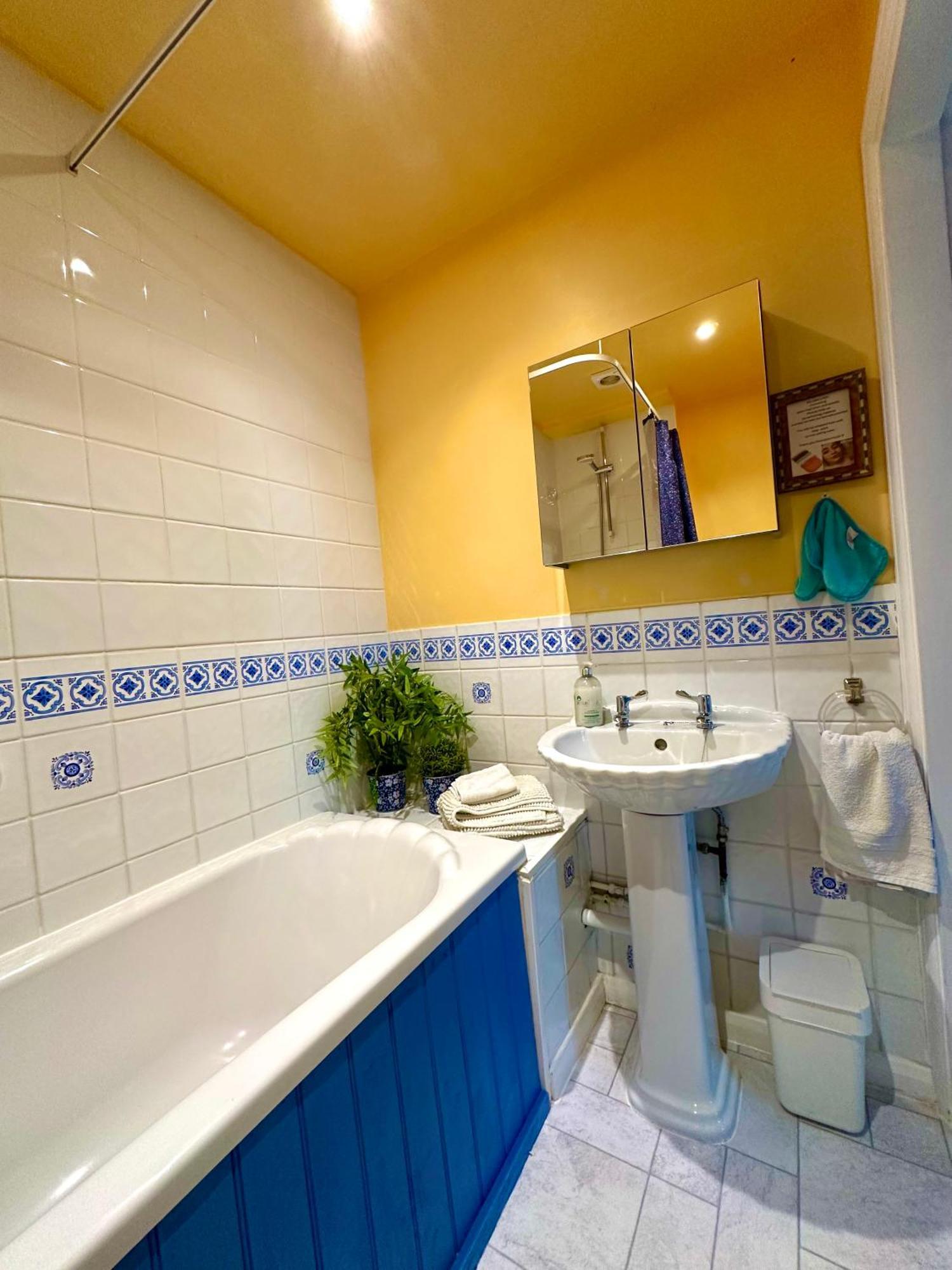 Pound Corner Appartement Godalming Buitenkant foto